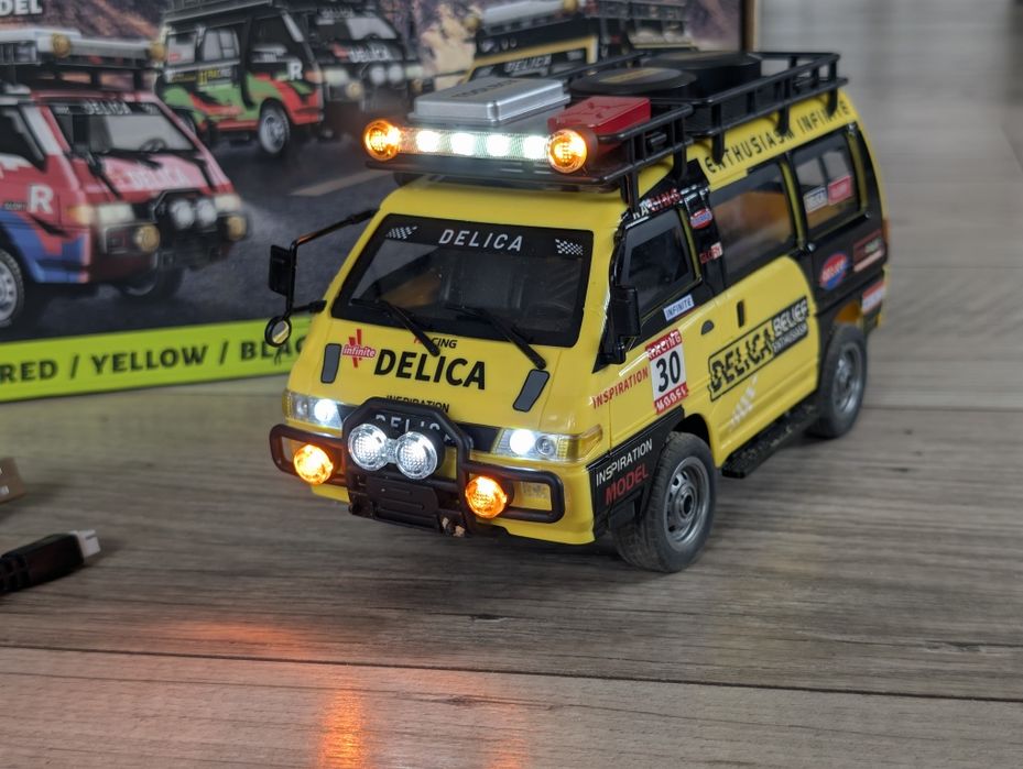 Model RC 1/24 JXC5813B Delica 4x4, RTR