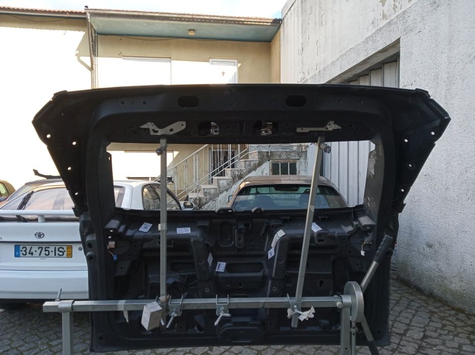 MALA Peugeot 3008 de 2018 cor EVL com símbolos