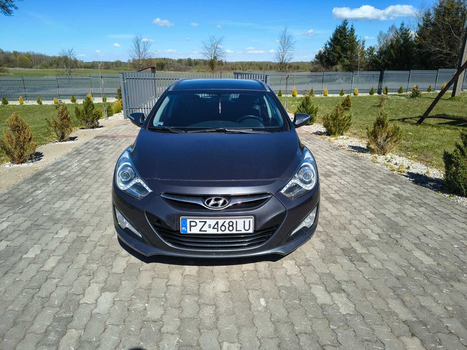 Sprzedam Hyundaia i40 kombi 1.7crdi