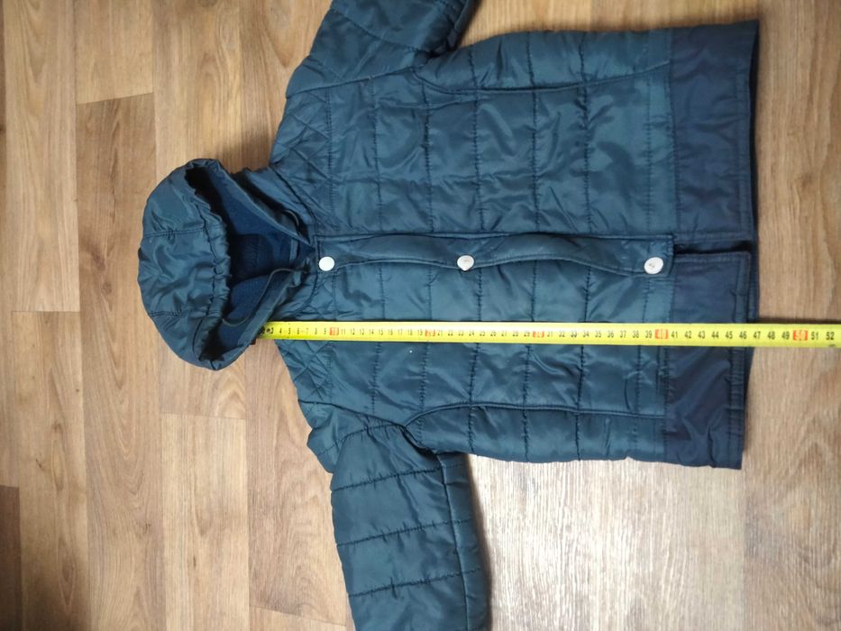Тепла зимова куртка на хлопчика