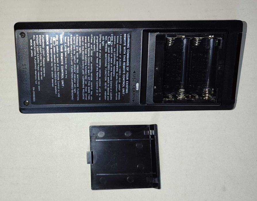Pilot Onkyo RC-AV 1M - uniwersalny, programowalny, super stan!