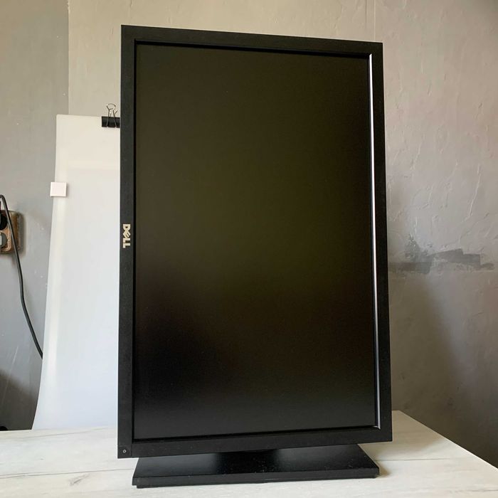 Монитор Dell U2410f