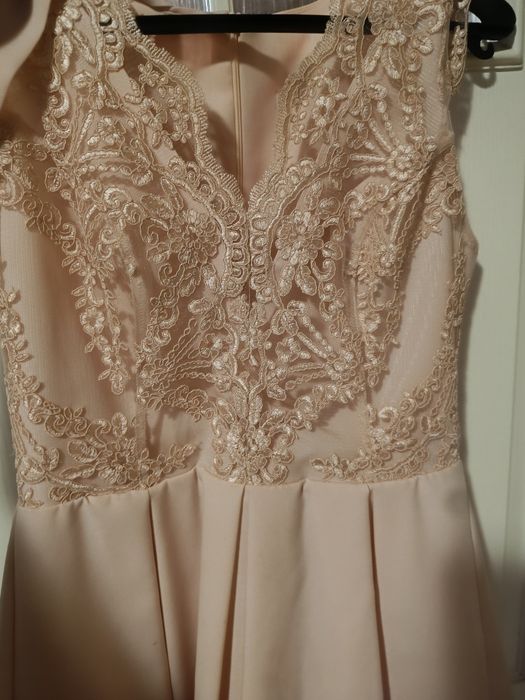Elegancka sukienka