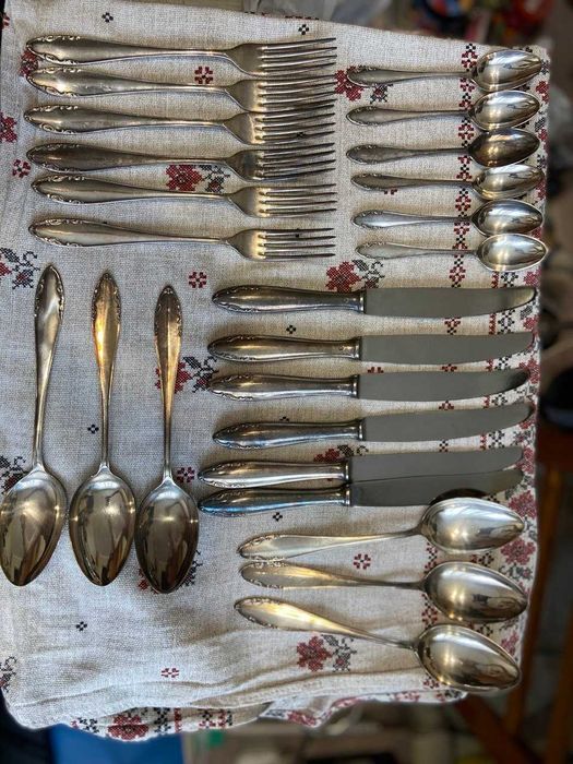 Продаж набір столових приборів (4 позиції по 6 шт). Art. Krupp Berndorf  (Австрія) посріблені