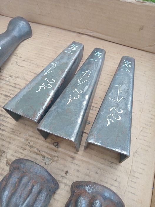 Nogi do  starych mebli  8 sztuk