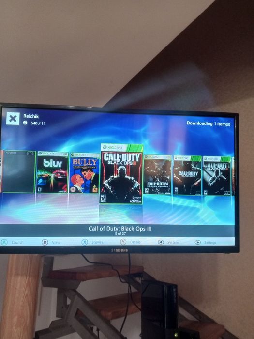 Продам Xbox 360 E