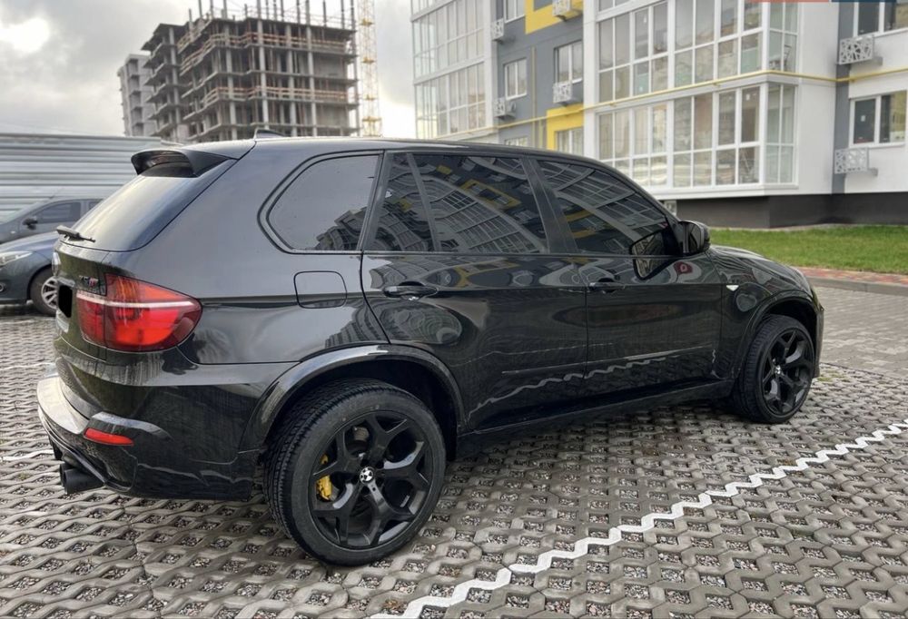 BMW X5 E70 4.8i