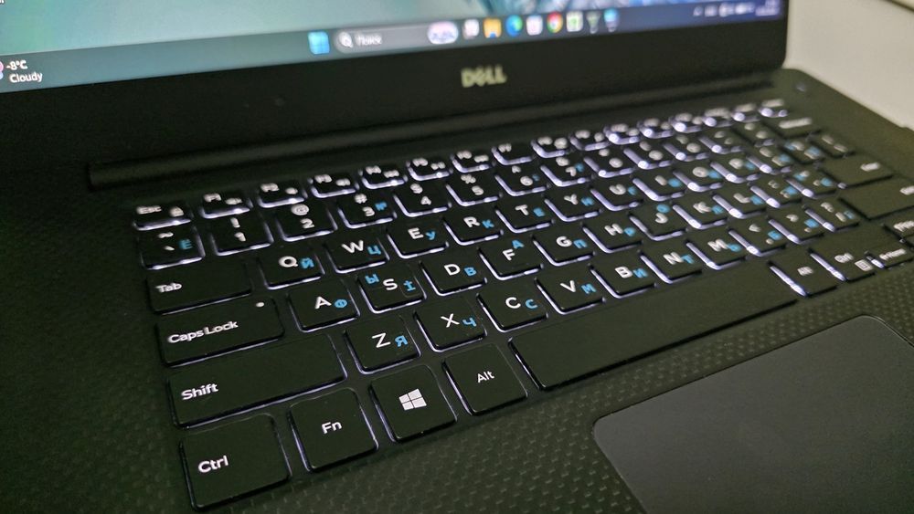 Обмін DELL Precision 5520/Intel i7-7820HQ/NVIDIA Quadro M1200 (4 ГБ GD