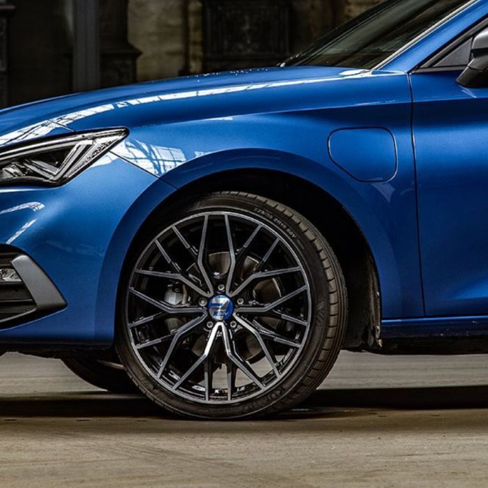 Pasuje do VW Felgi 18" Arteon Passat 2020-2026 Czarny Poler
