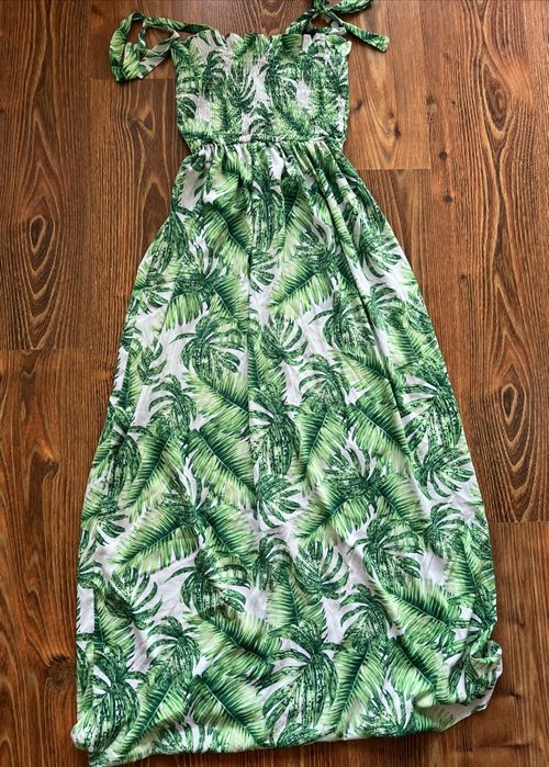 Piękna długa sukienka r. 32