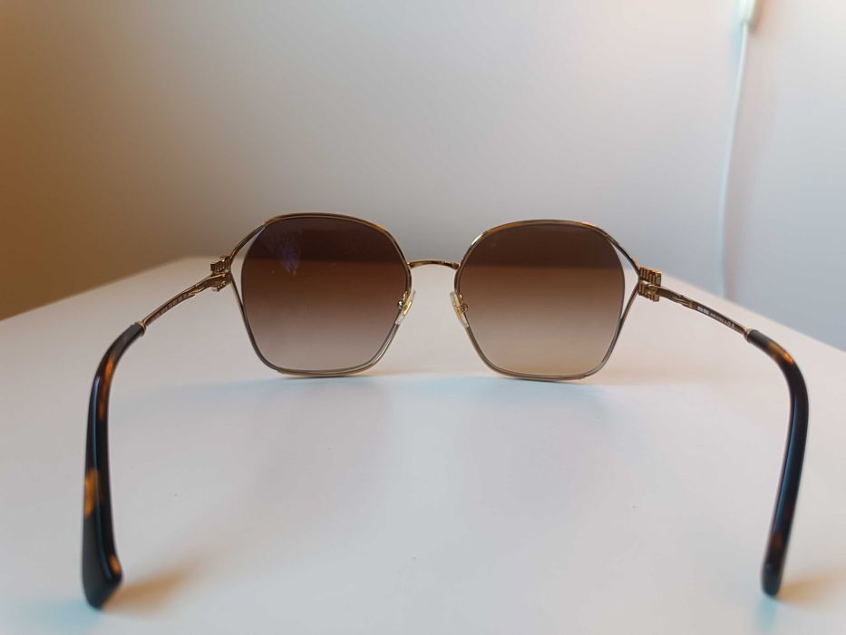 Óculos de sol Miu Miu