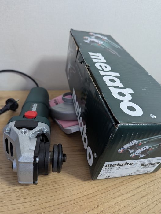 Углова шліфувальна машина Metabo W 1100-125 Нові Болгарка (603614010)