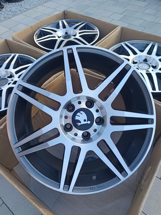 Felgi 17 5x112 ET40 Audi A4 A5 A6 A8 Q3 Q5 Skoda Superb Nowe TPMS| #AL2