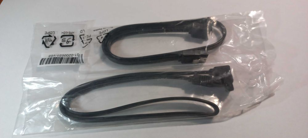 Кабеля   , DVI , SATA , Display Port to DVI