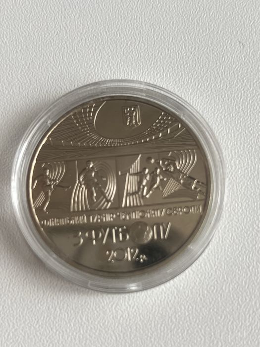 Монена Єфро 2012 футбол 5 грн