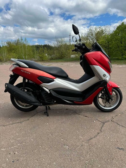 Yamaha n max 125