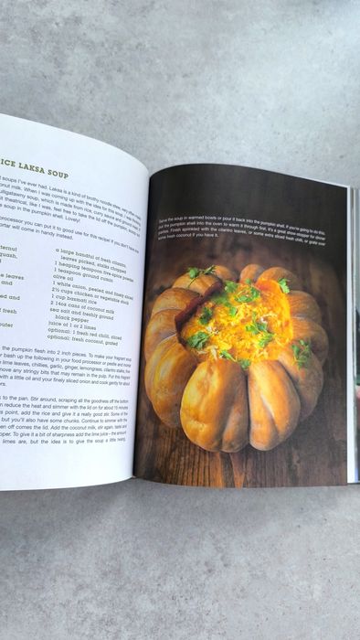 Jamie Oliver. Jamie's Dinners: The Essential Family Cookbook