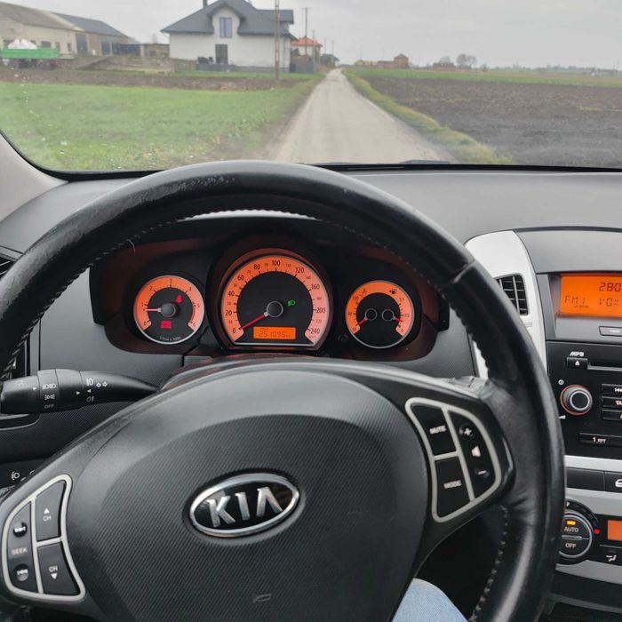Kia proceed 2 komplety kół