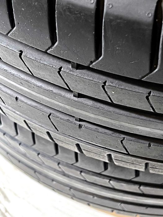 Pneus Pirelli Pzero PZ4 (Eletricos) - 265/35/22 - Como NOVOS