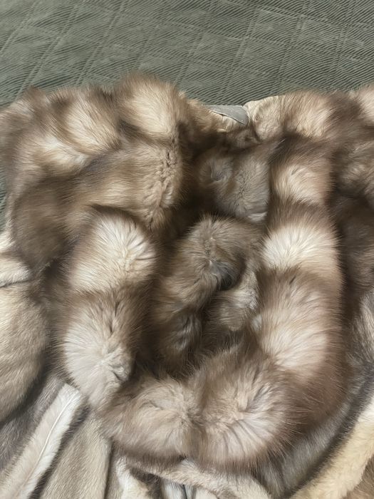 Норкова шуба автоледі