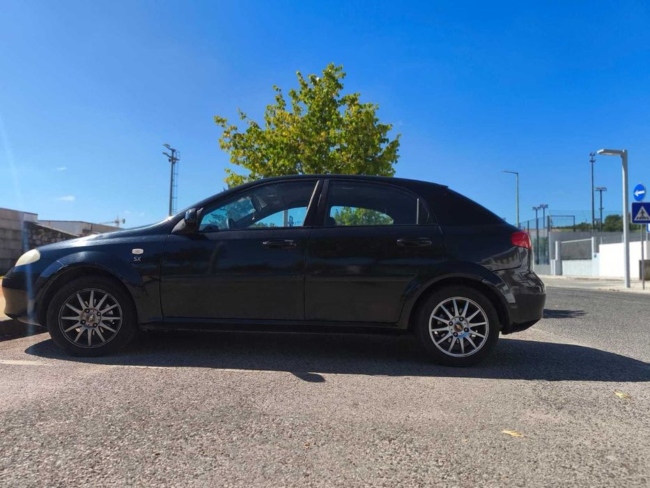 Chevrolet Lacetti 1.4 GPL (2005) – Económico, Familiar/Espaçoso (Gasolina e GPL)