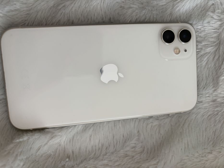 Telefon iphon 11