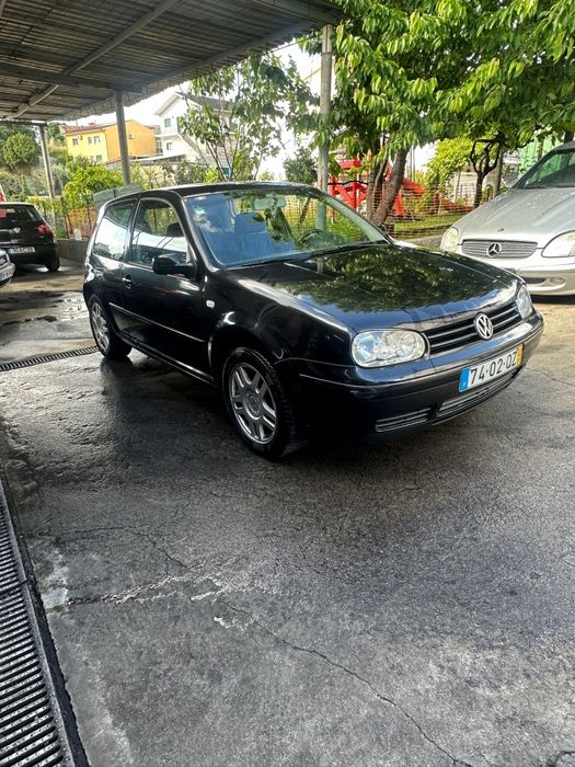 Vw Golf  4.   1.6