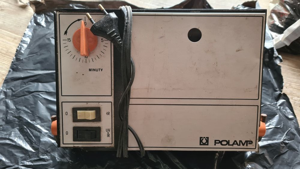 Lampa kwarcowa, kwarcówka polamp