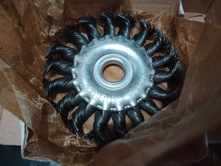 Szczotka tarczowa druciana 11000