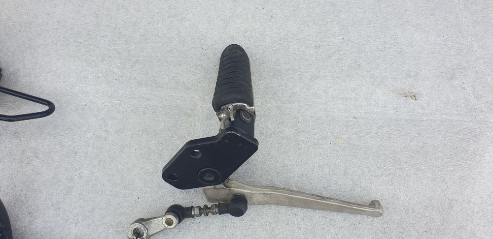 Підніжки  задні Suzuki V-Strom 650