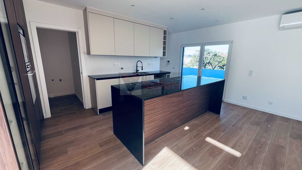 Fantástica Moradia Térrea Isolada Piscina – Lote 552m2 Fernão Ferro