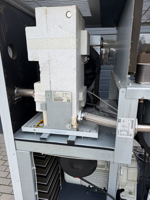 Kompresor śrubowy Atlas Copco GA45 VSD FF 45KW 8.58m/3min falownik