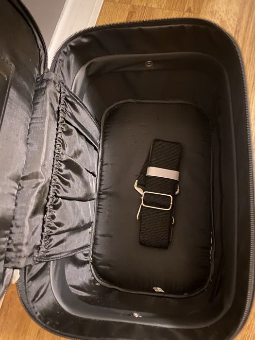 Kuferek kosmetyczka na kosmetyki Molto