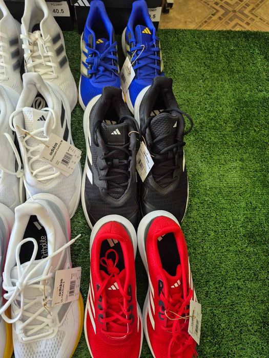 Оригінальне взуття оптом(ADIDAS)40-47