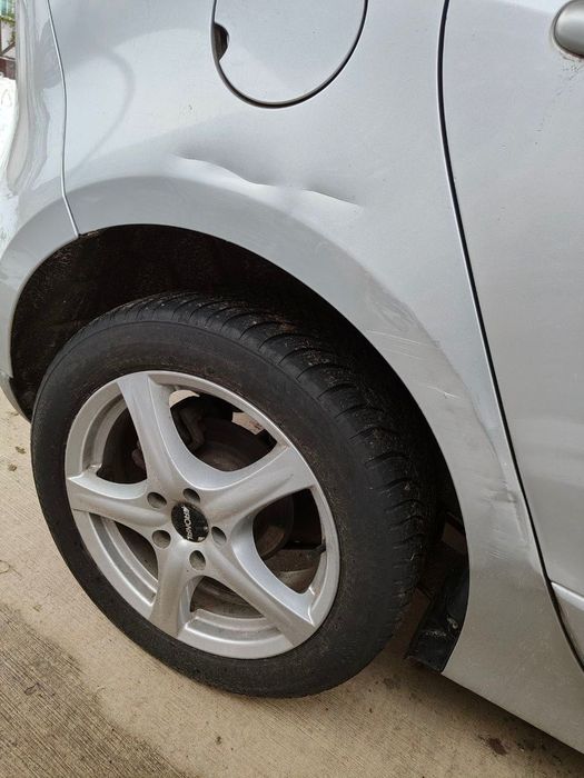 Продам своє авто Рено Сценік 2011 року.