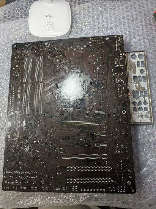 Asus P5Q Pro, P45 DDR2 s775, ATX НЮАНС