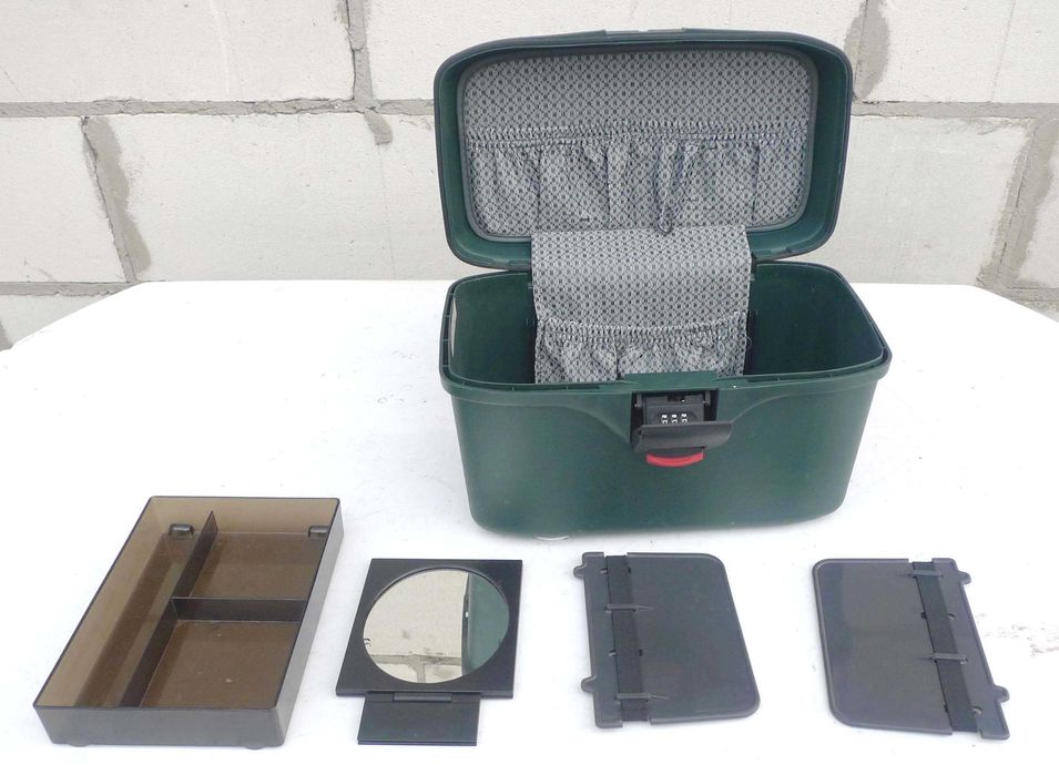 Walizka kuferek kosmetyczka z lustrem 35,5x21x25cm etui organizer