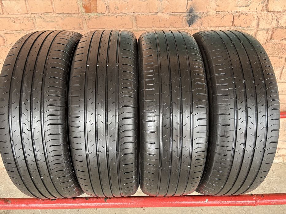 Комплект Літніх шин 215/60R17 Continental