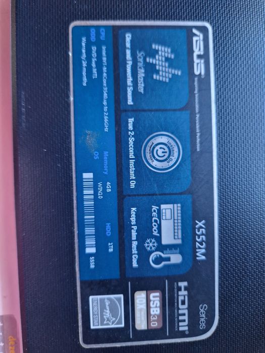 Portátil Asus X552M