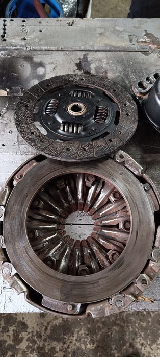 Sprzęgło Reno Master 2.2 DCI 2.5 DCI