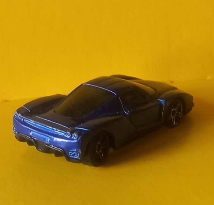 Enzo ferrari hot wheels