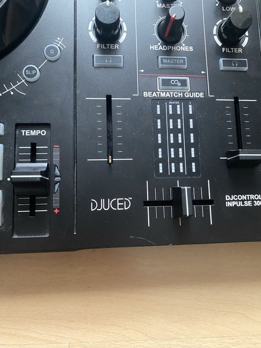 Hercules DJ Control Inpulse 300 *opis*