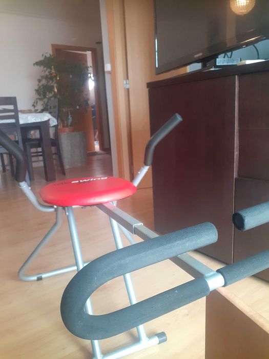 Ginasio de casa - maquina de abdominais