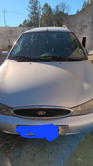Vendo ford mondeo 1998 avaria na bomba injetora. 400€