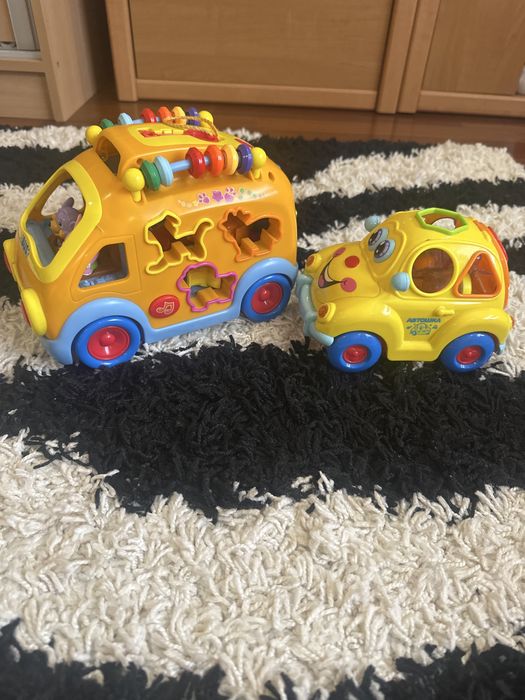 Іграшки Машинки співають,їздять,світяться