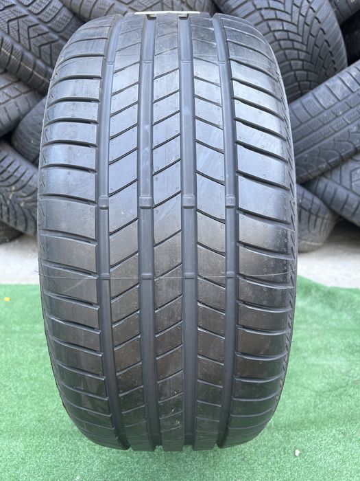 Opona Bridgestone 245/40/18 pojedynka