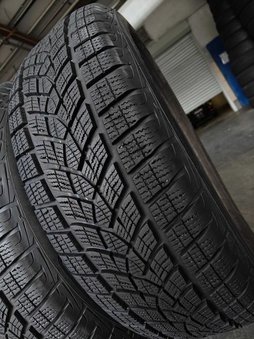 R17 225 60 зимові шини Goodyear Ultra Grip Ice SUV чудовий стан агресивні арктичні