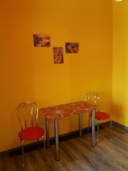 Квартира-студія в східному стилі Троєщина ТРЦ Район