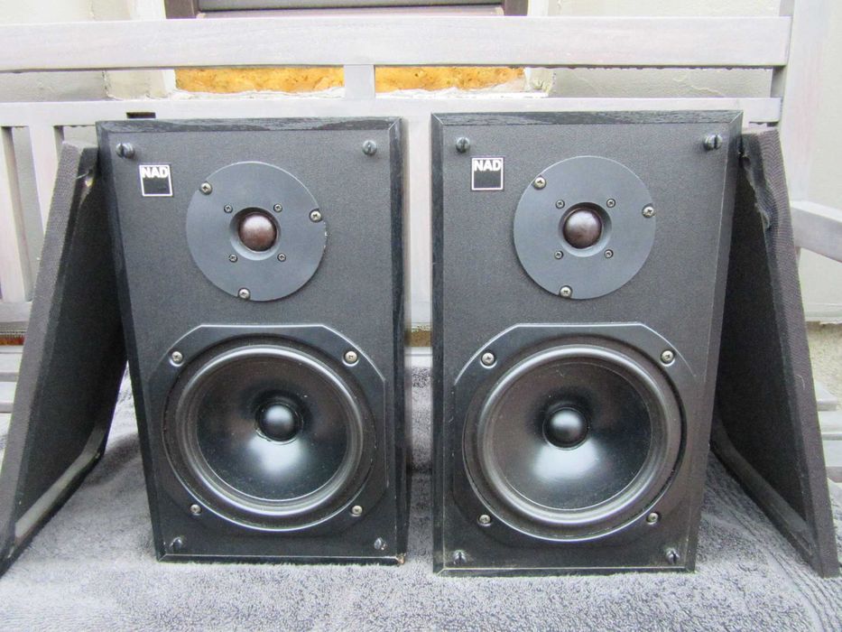 Kolumny głośniki NAD 8225  60 watt Made in England