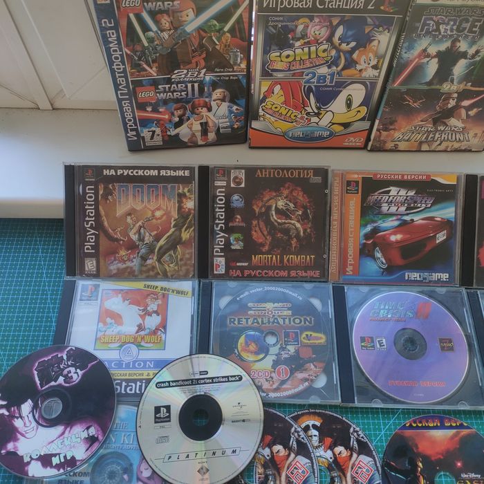 Игры PS1 , PS2 б.у Лотом 20шт ( Mortal Combat , Quake 2, NFS, Doom)